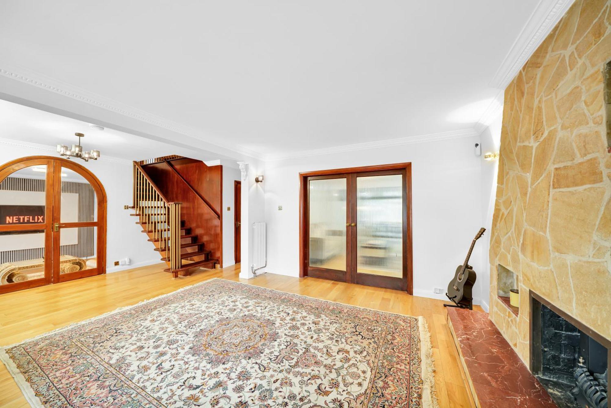 Lux 5 Bed Sleeps 11, 10 Mins From Wembley Stadium, Jacuzzi And Steam Shower Harrow on the Hill Exterior photo